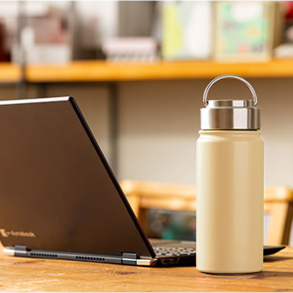 ステンレスボトル(500ml)(白)