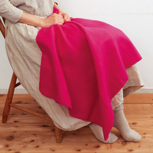 セルトナ・ベルト付きフリースブランケット（ミントグリーン）