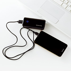 モバイルバンク MEGA4400（ホワイト）