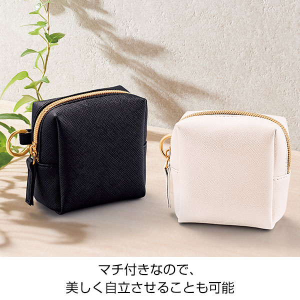 リングカラビナ付きスクエアポーチ(パールホワイト)