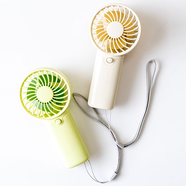 乾電池ハンディファン