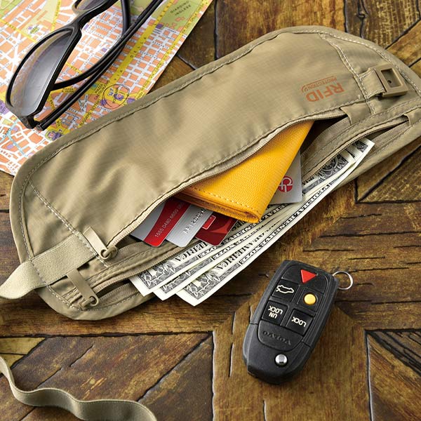 シークレットポーチ