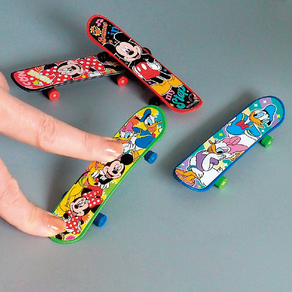 キャラクターミニスケボー