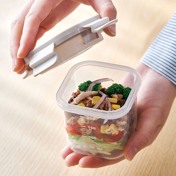 保冷剤付フードコンテナー