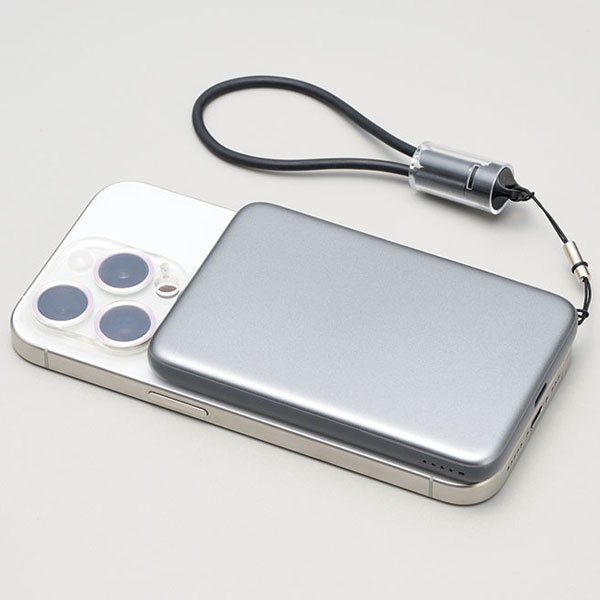 ワイヤレスチャージャー