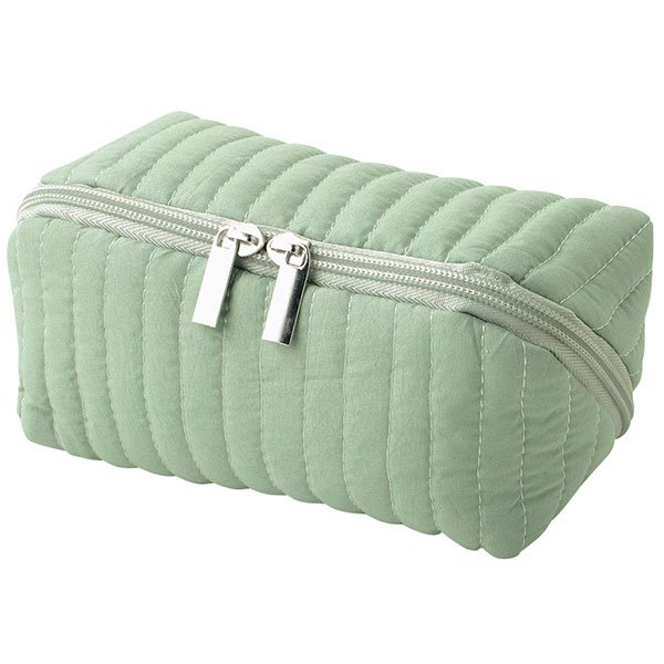 エルジール/大きく開いてたっぷり入るポーチ