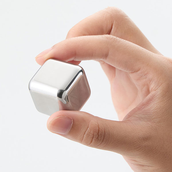 ステンレスアイスキューブ　シルバー