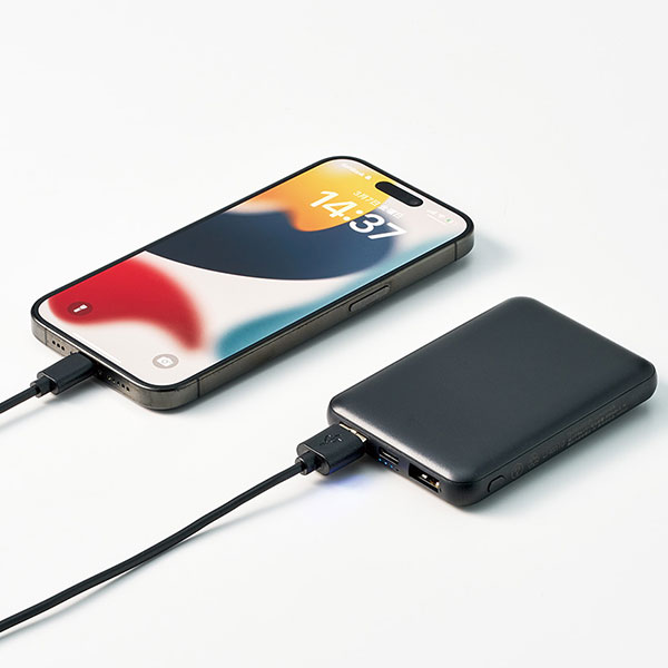 スマートモバイルチャージャー5000