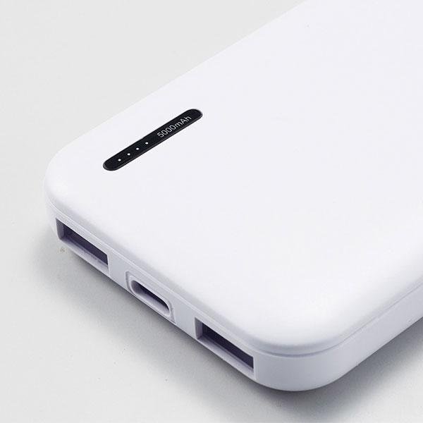 スマートモバイルチャージャー4000