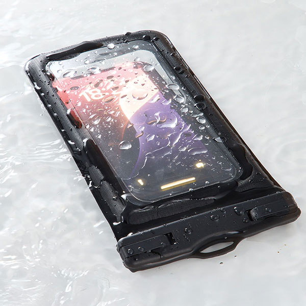 水に浮くモバイルウォータープルーフポーチ