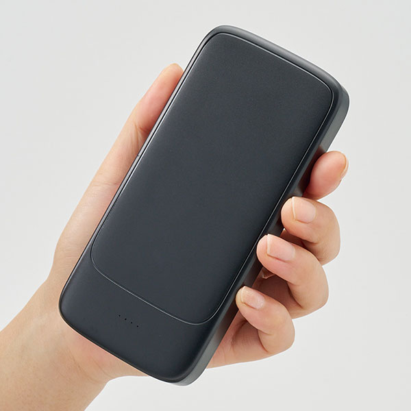 モバイルチャージャー10000（凖固体使用）