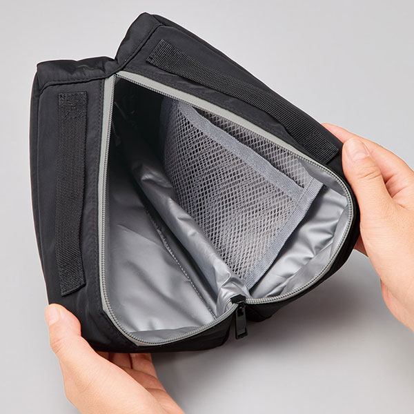 スマホが立てられるクーラーランチポーチ