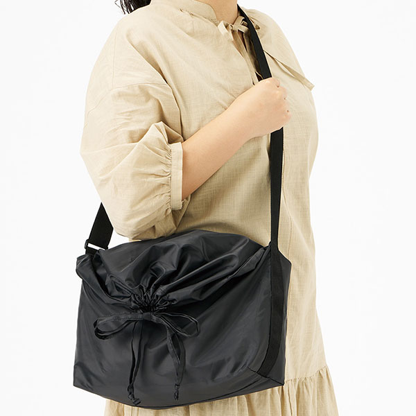 巾着ポリショルダーバッグ