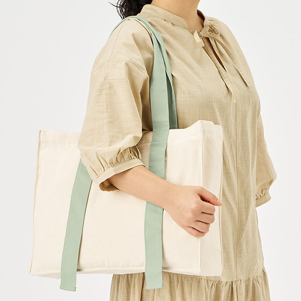 キャンバスカラーハンドルスクエアキャリーオントート