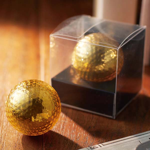 金色のゴルフボール　#CO2排出権付