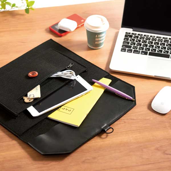 トリプルポケットモバイルケース