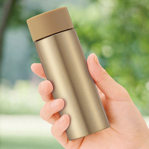 真空ステンレス　ポケットボトル(シャンパンゴールド)